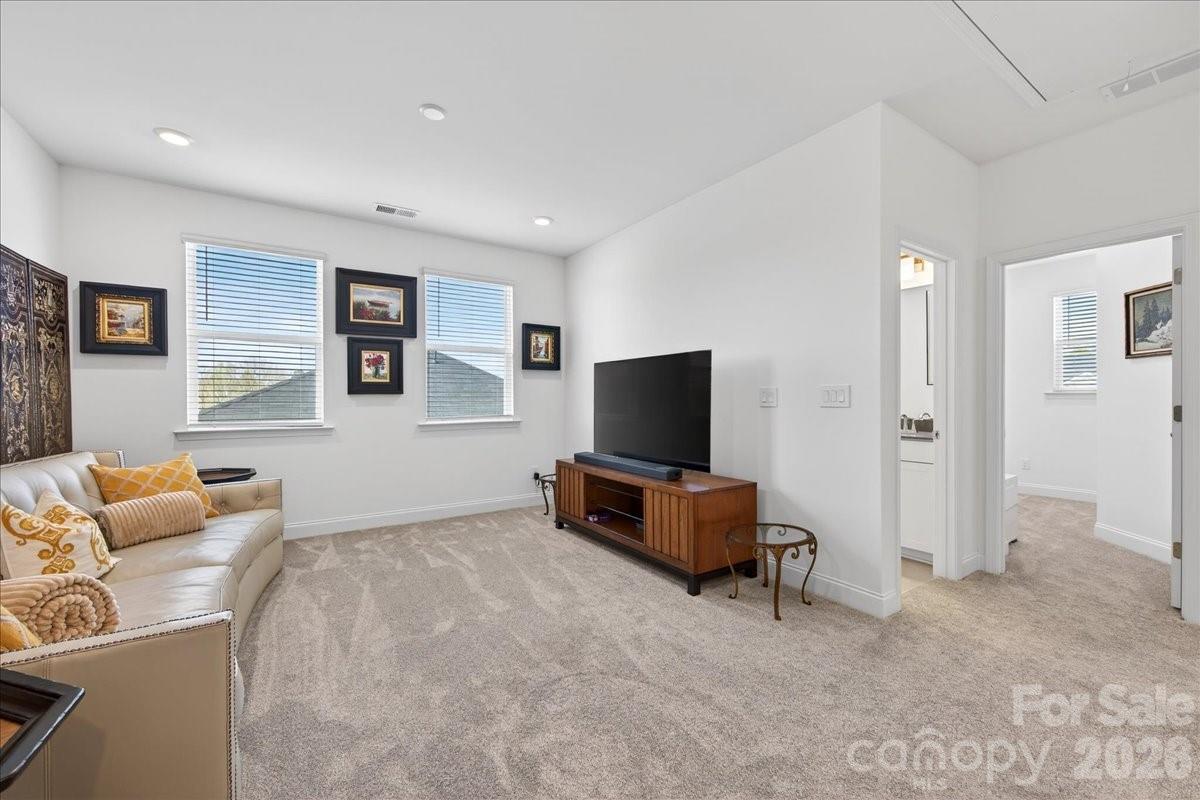 Bella Vista - Residential