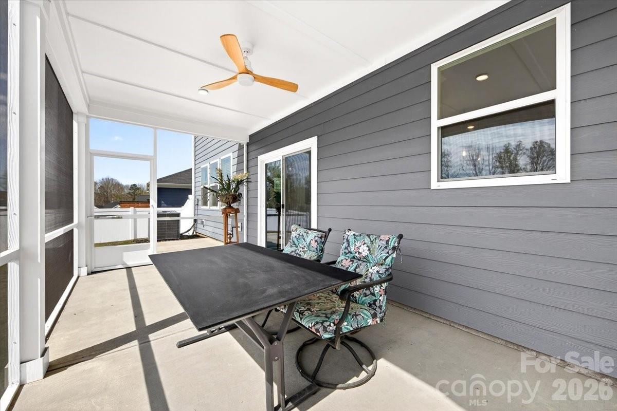 Bella Vista - Residential