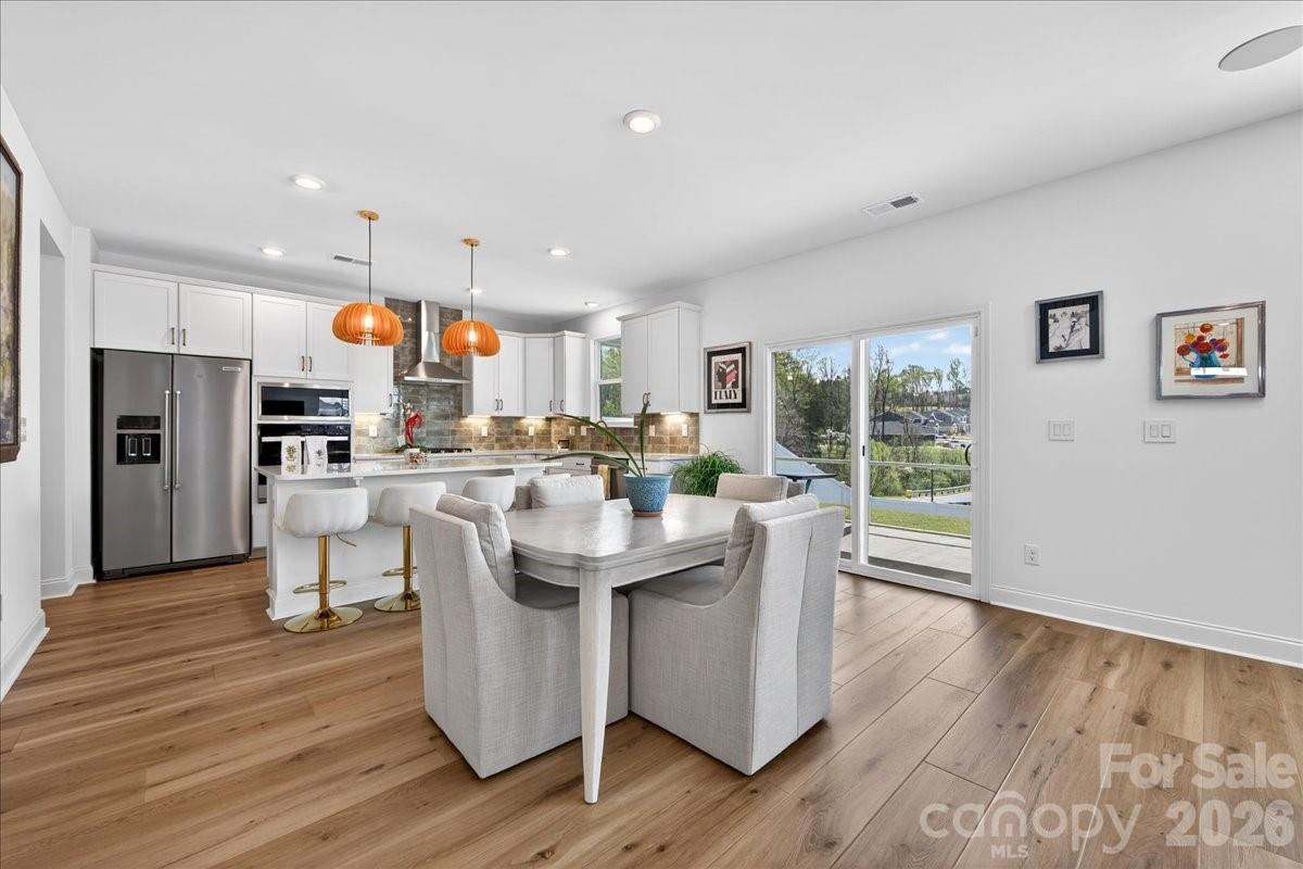 Bella Vista - Residential