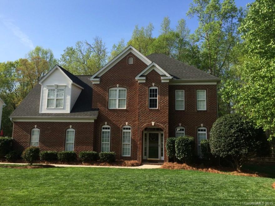 Do Not Miss This Home! Shows like a Model! Brick Front, Side Load 2 Car Attached Garage, Beautiful Formal Rms, Kitchen w/Granite, Tile Floor, Breakfast Area & Pantry. Upgraded Moldings &Fixtures,Spacious Great Room w/ Gas Logs, 3 Bedrooms 2.5 Baths, Master Suite w/ Trey Ceiling, Fan, WalkIn Closet, Garden Tub, Separate Shower Dual Sinks, Oversized Bonus Room w/ LOTS of storage space, Screen Porch Overlooks Patio w/ Fire Pit & Amazing Backyard! Storage Shed, Natural Areas & Must See Landscaping.