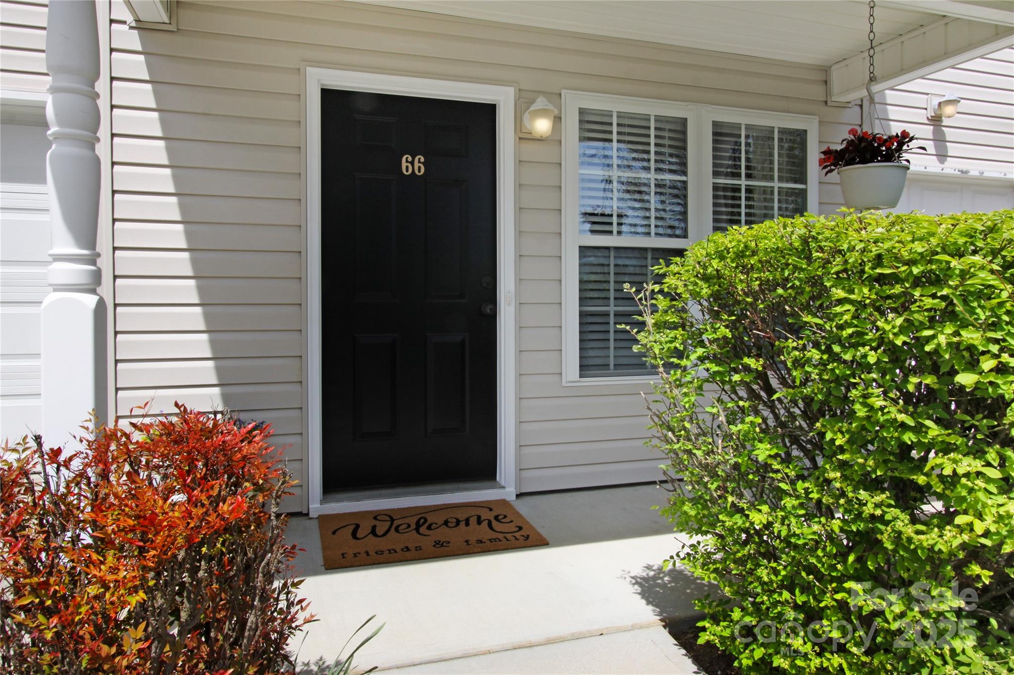 66 Yorktown Circle