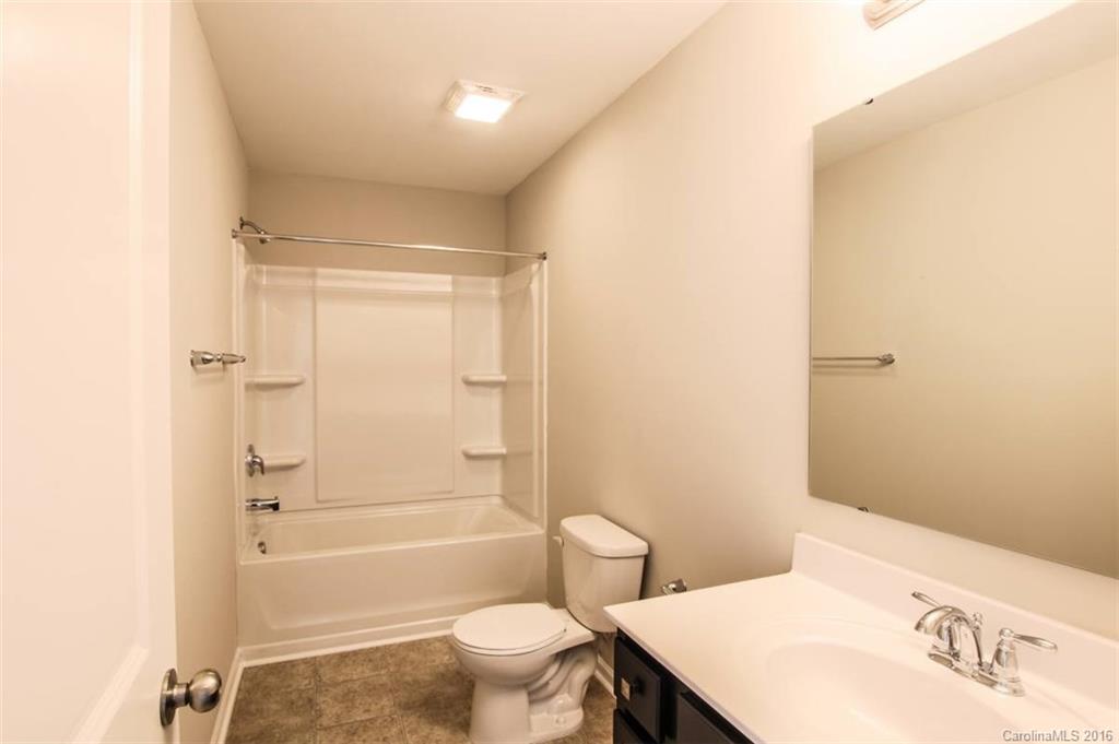 Newport Lakes - Residential