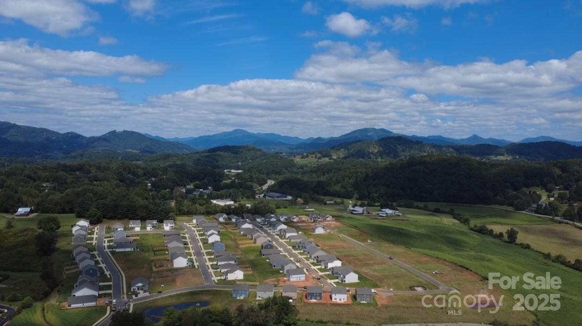 132 Queen Valley Way