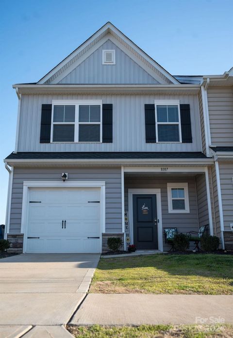 A home in Terrell