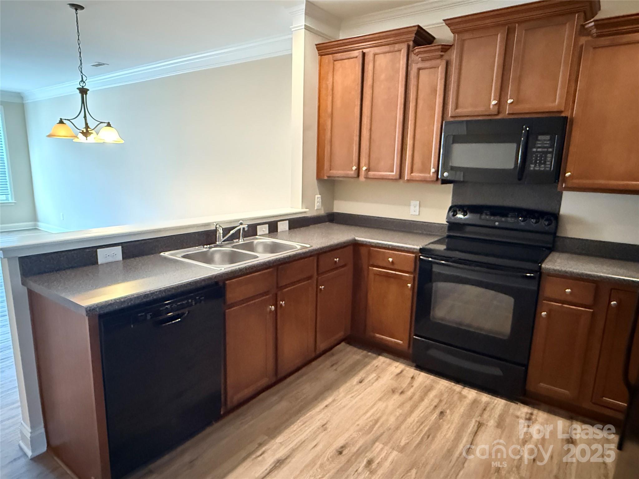 371 Beacon Street NW