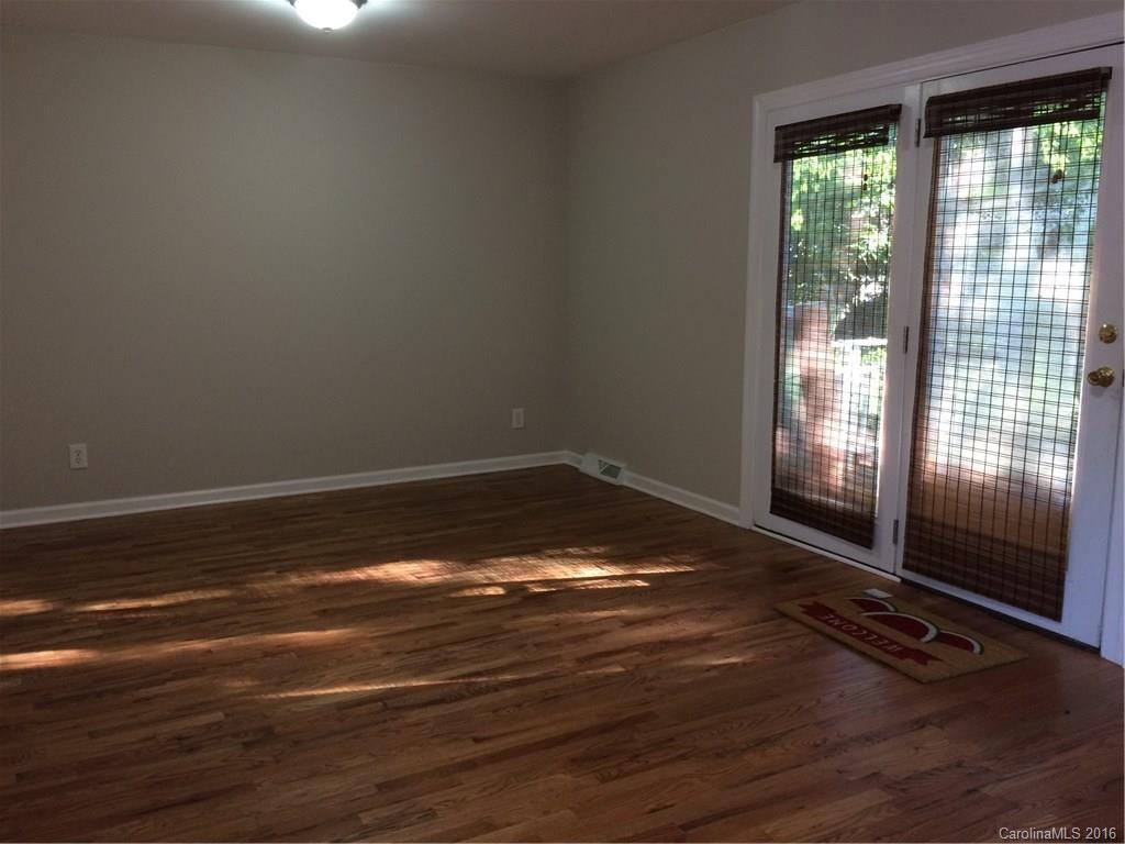 Tega Cay - Residential