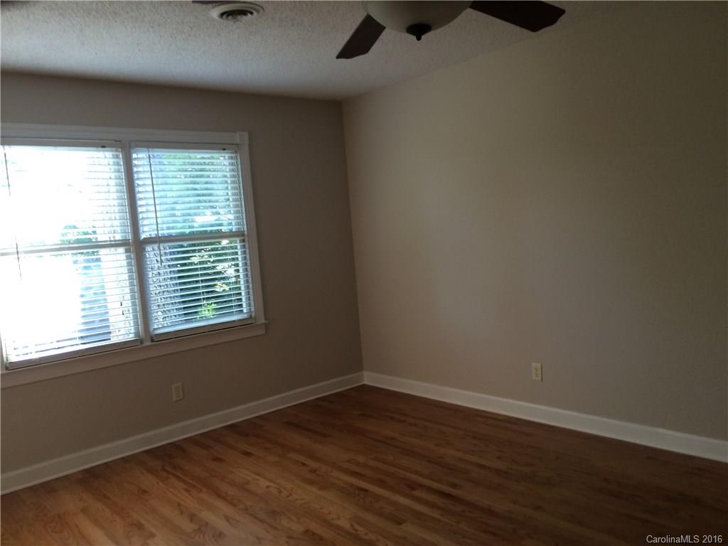 Tega Cay - Residential