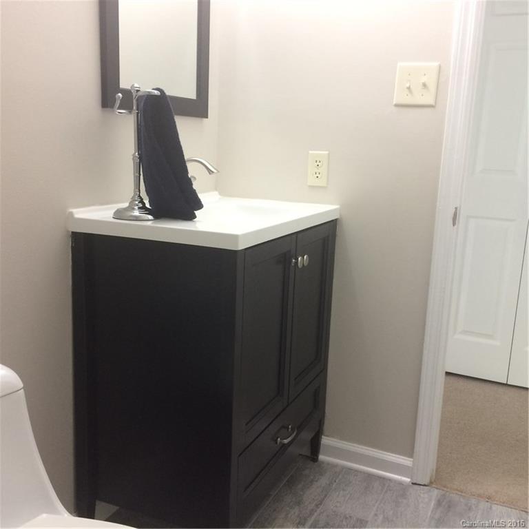 Tega Cay - Residential