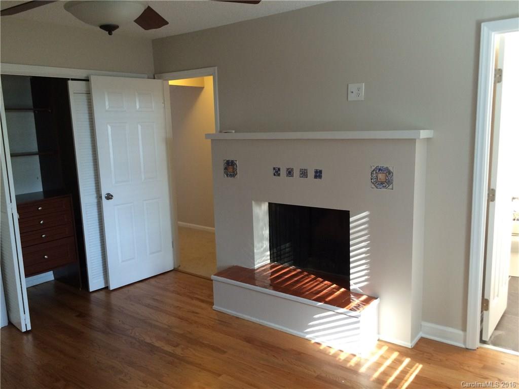 Tega Cay - Residential