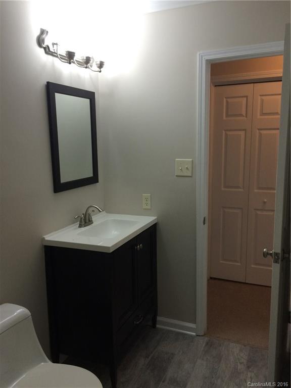 Tega Cay - Residential