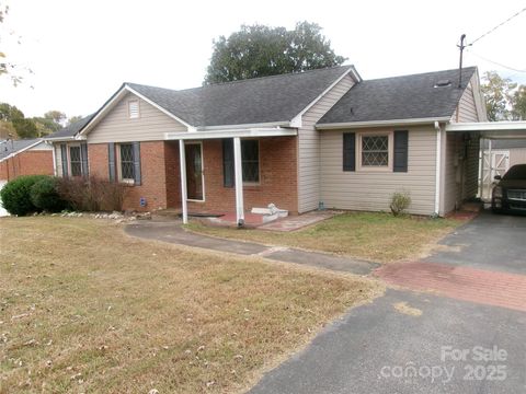 2015 Foxworth Lane Gastonia NC 28052