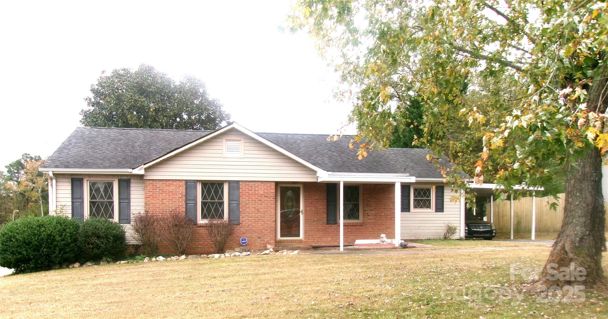 2015 Foxworth Lane