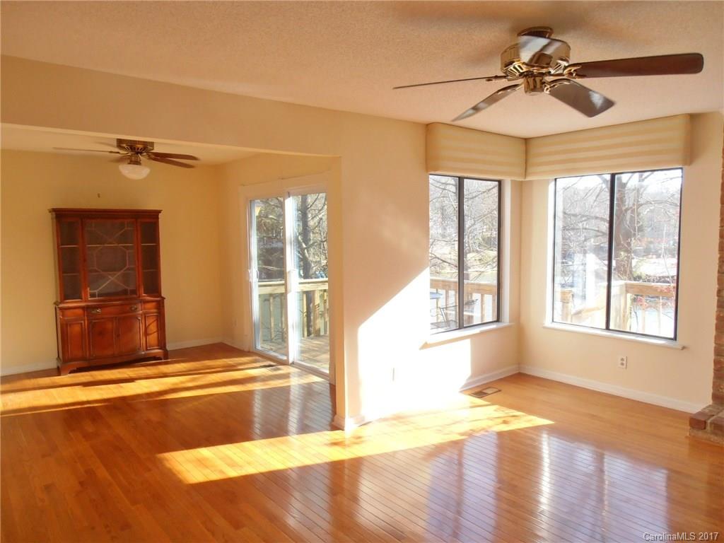 Tega Cay - Residential