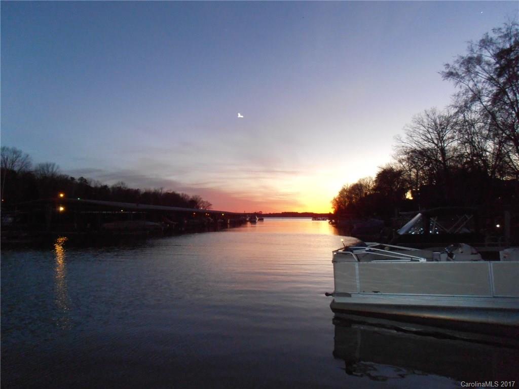 Tega Cay - Residential