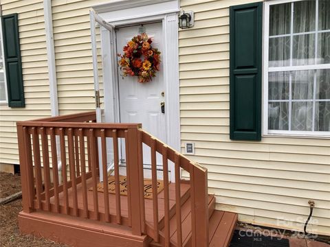 A home in Hickory