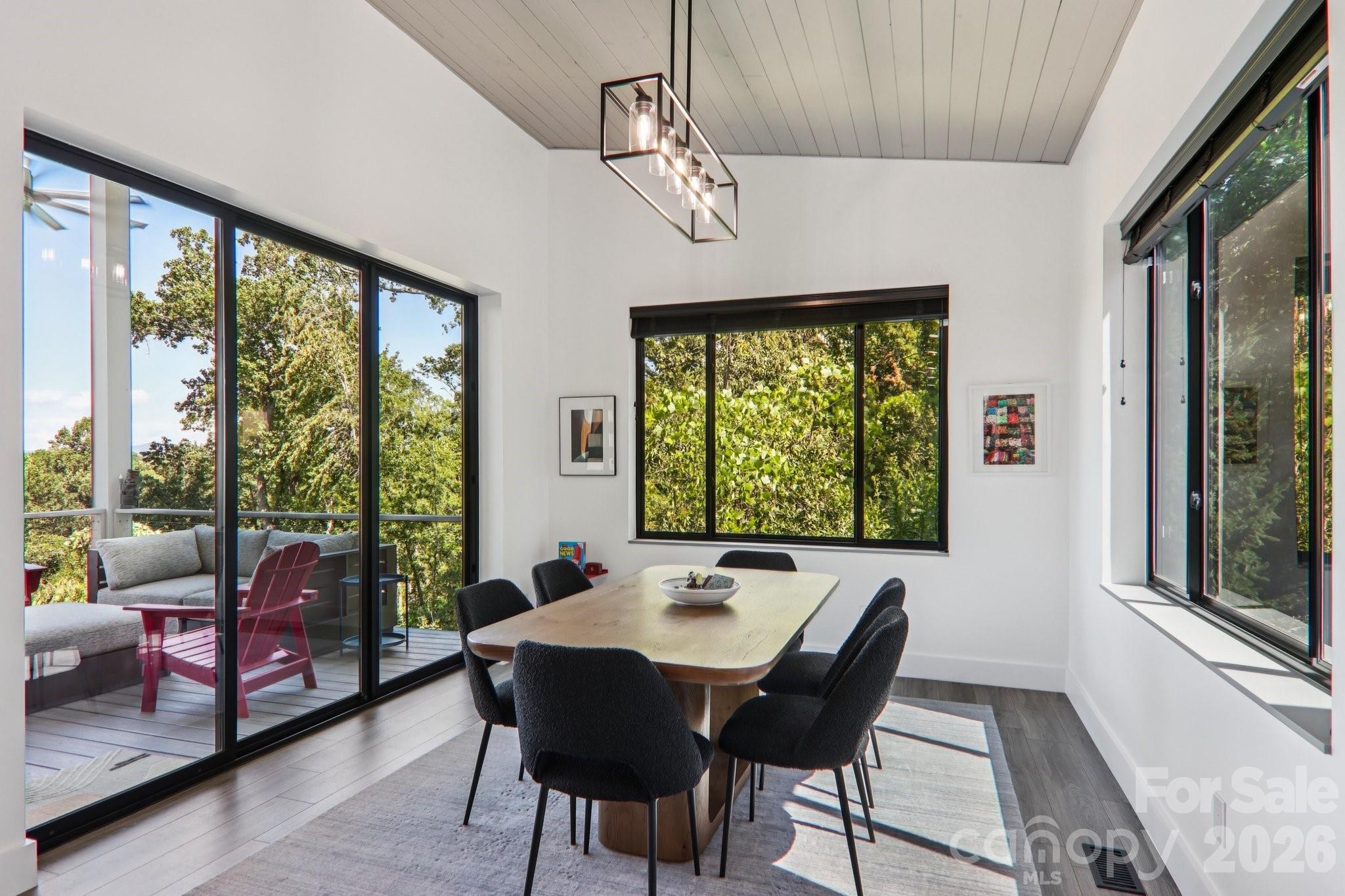 Laurel Spring - Residential