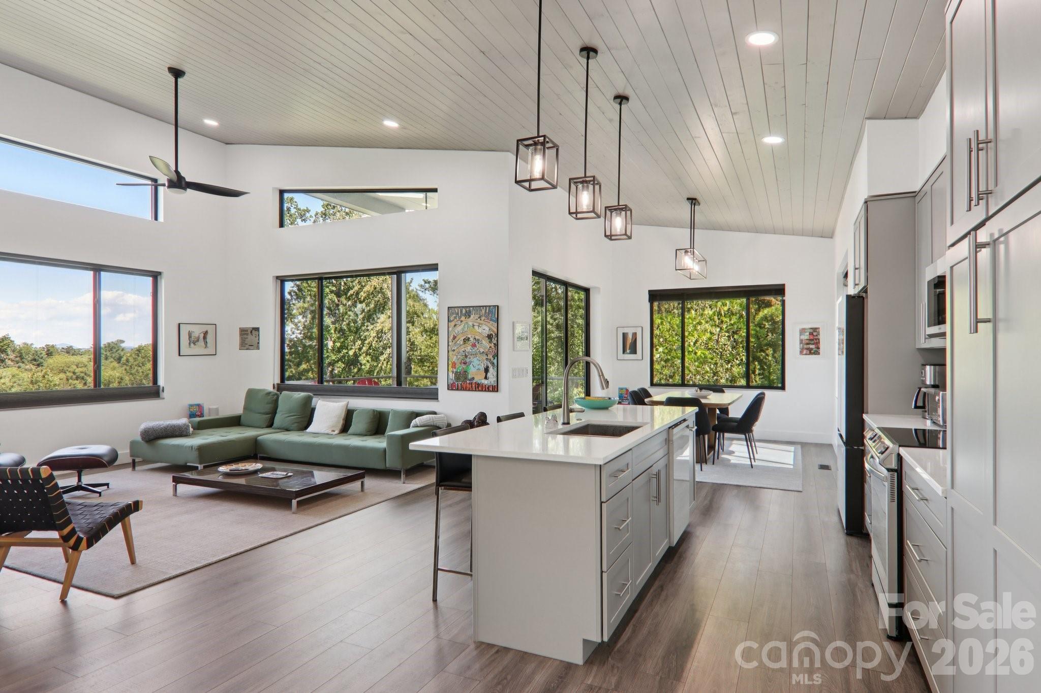 Laurel Spring - Residential