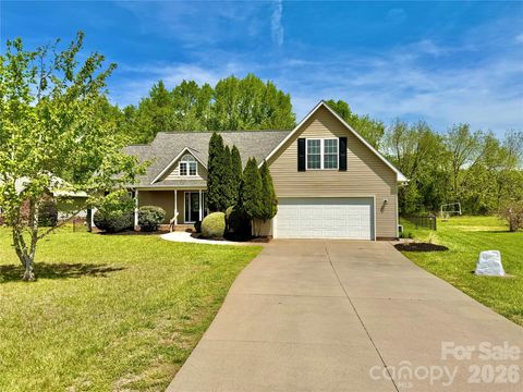 1070 Lucky Lane Salisbury NC 28146
