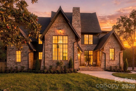Photo of 122 Lansdowne Road, Charlotte, NC 28270 (MLS # 4431466)
