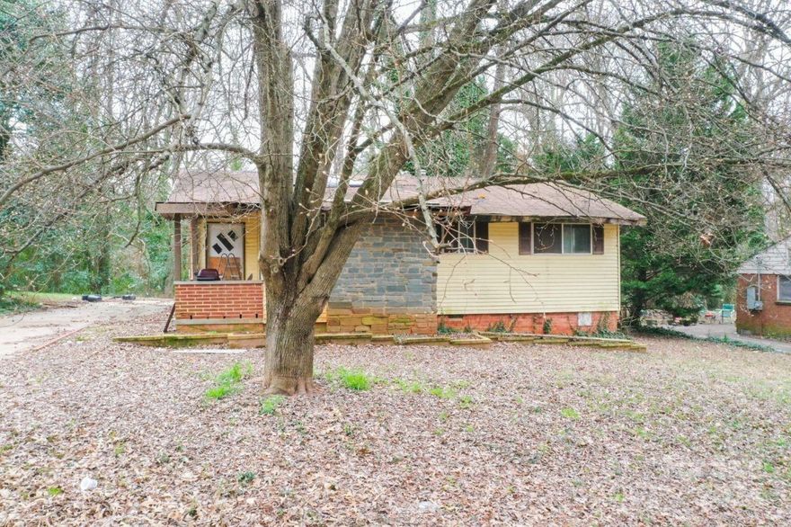 Highest and best due Tuesday, 2/20 at 3pm. 
Great opportunity for those looking for a whole house gut/rehab project.  Located on a 0.29 acre lot in the Yorkmont Park neighborhood minutes from Uptown with easy access to South Tryon and I-77. Convenient to shopping, dining, & parks.