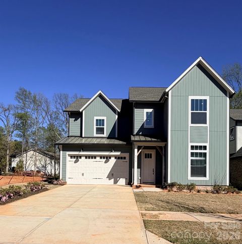 Photo of 5015 Hollow Branch Road, Charlotte, NC 28278 (MLS # 4327761)