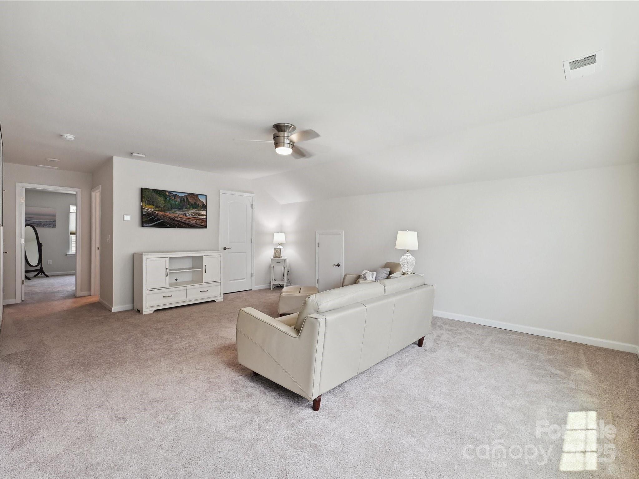 The Palisades - Residential