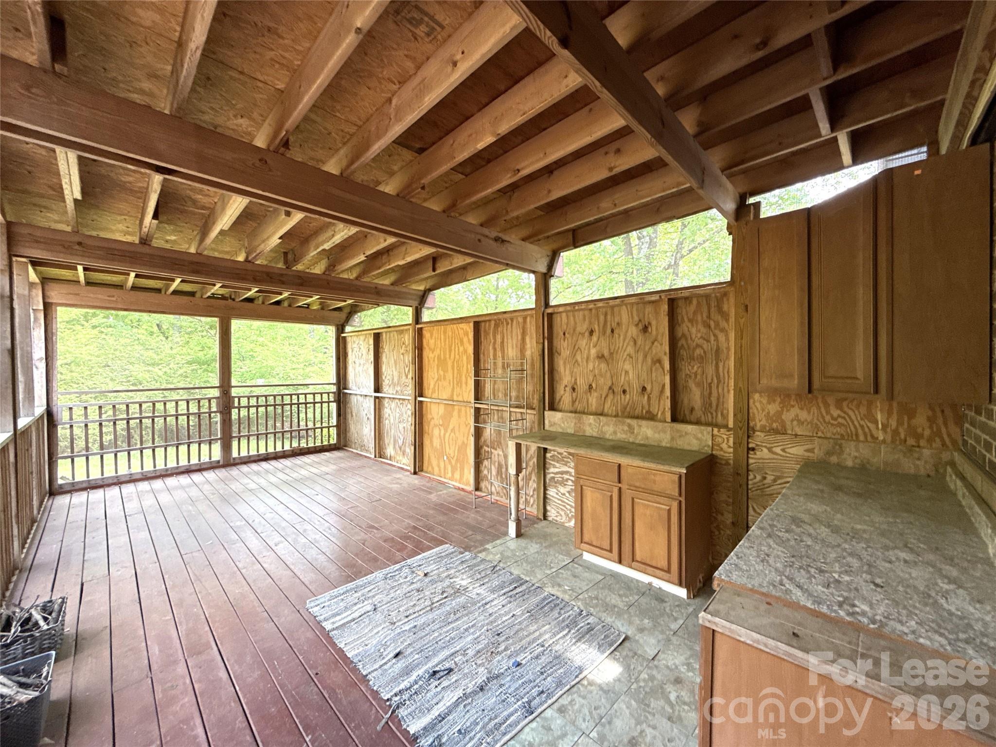 Heritage Woods East - Residential Lease