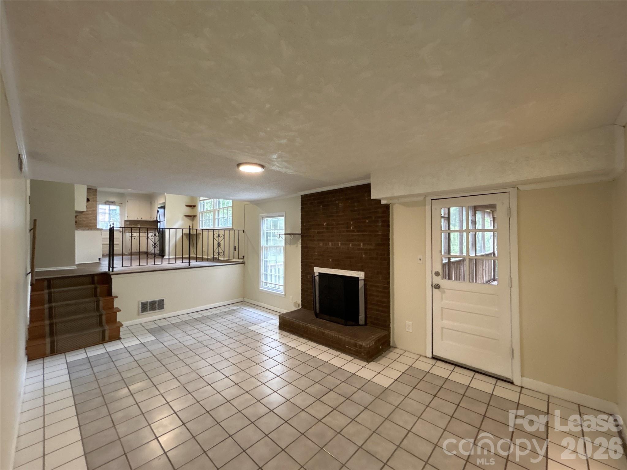 Heritage Woods East - Residential Lease