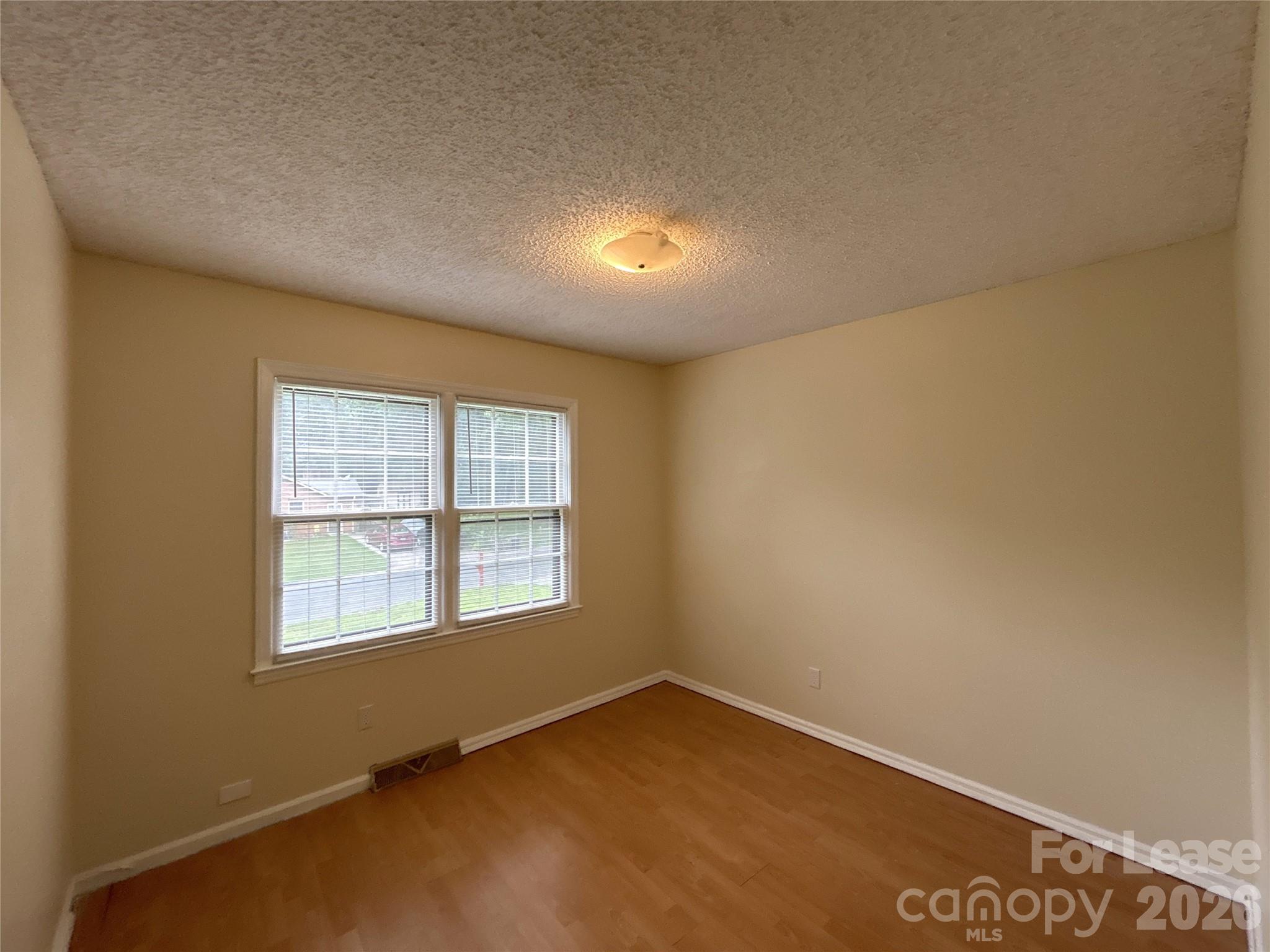 Heritage Woods East - Residential Lease