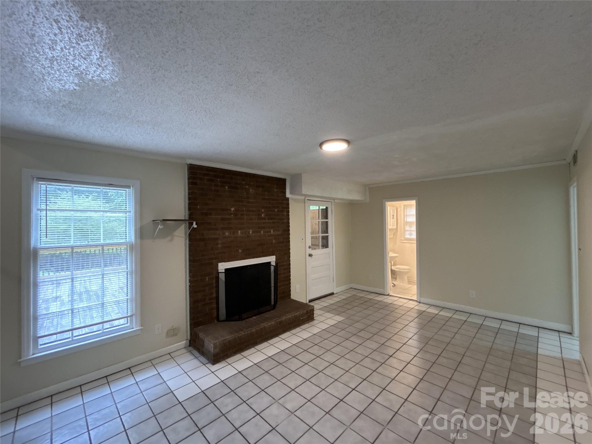 Heritage Woods East - Residential Lease