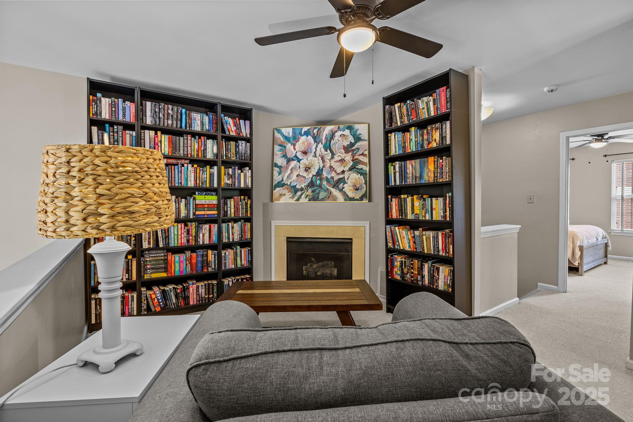 1241 E Woodlawn Road