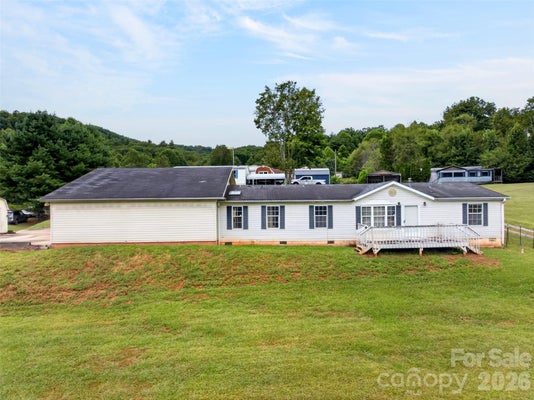 3 S CREEK DR, LEICESTER, NC 28748 - Image beac693e3a7a36b1ddb615df6cbf7202/3960375219