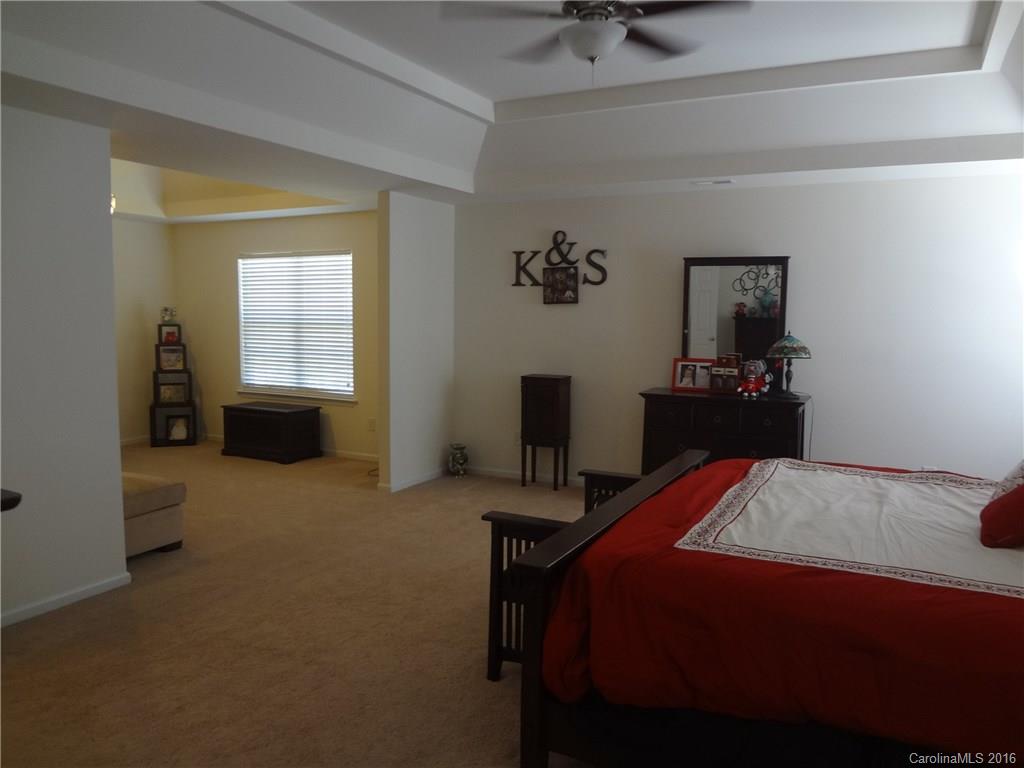 Curtis Pond - Residential