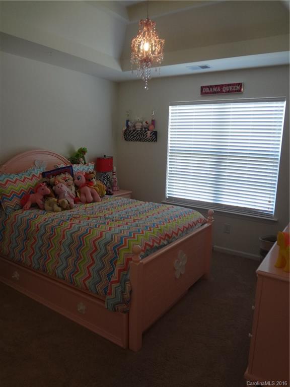 Curtis Pond - Residential