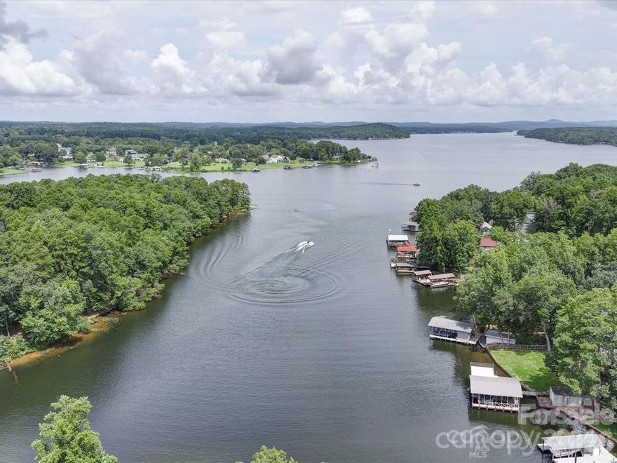 Close to NC Wildlife Boat Landing, Easy access to Lake Tillery, Uwharrie Forrest within 8 min (4.9 mi) via Lillys Bridge Rd, hiking, camping, trails, and mountain biking.