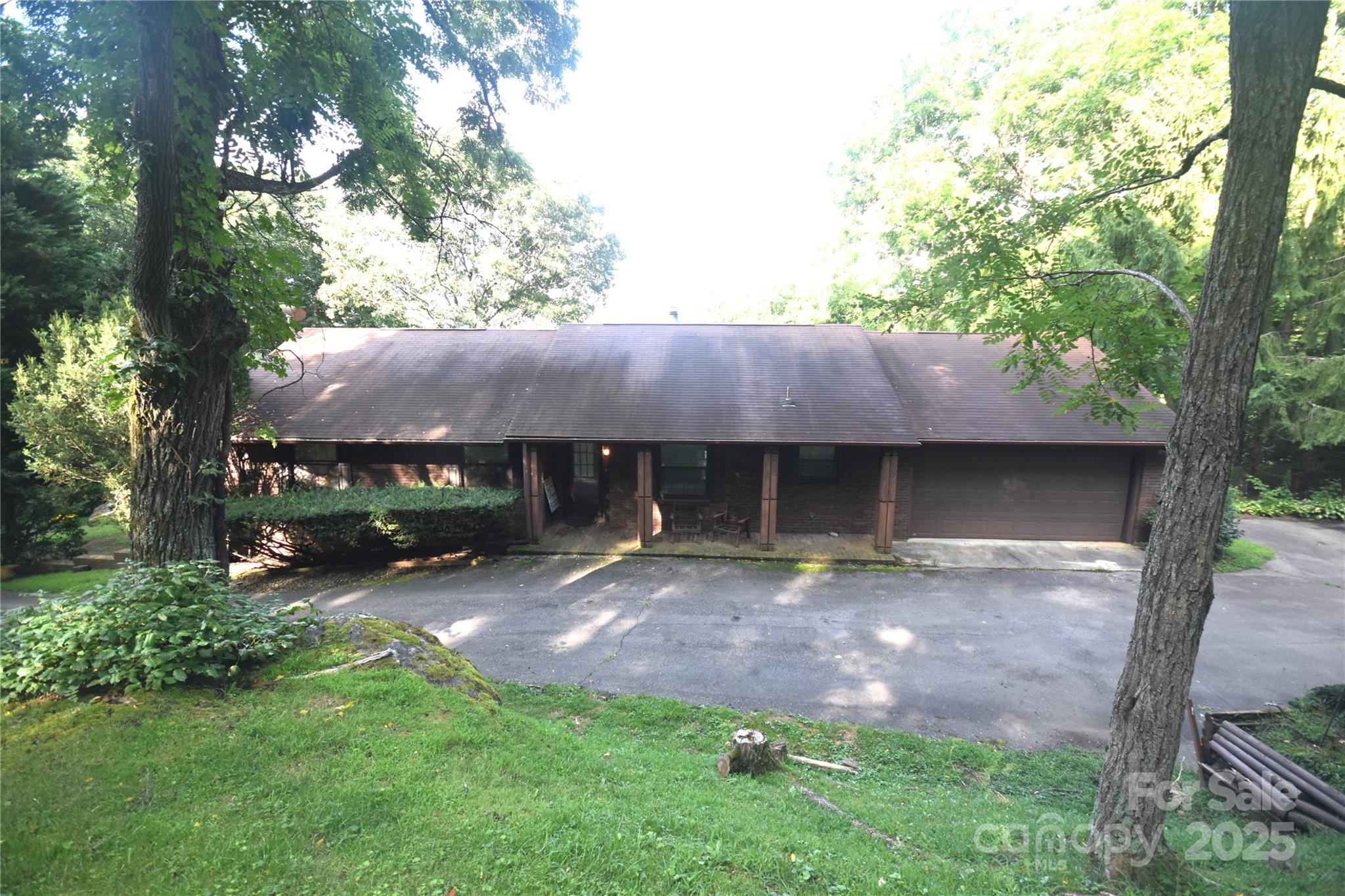 501 Locust Grove Drive