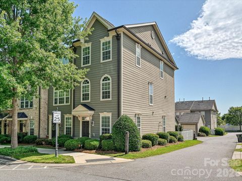 Photo of 19791 Playwrights Way, Cornelius, NC 28031 (MLS # 4388972)