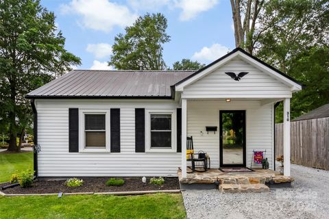 310 S Jacob Street Cherryville NC 28021
