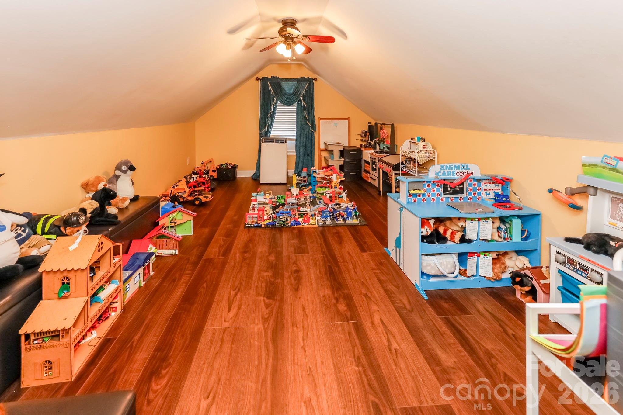 Ruth Ridge - Residential