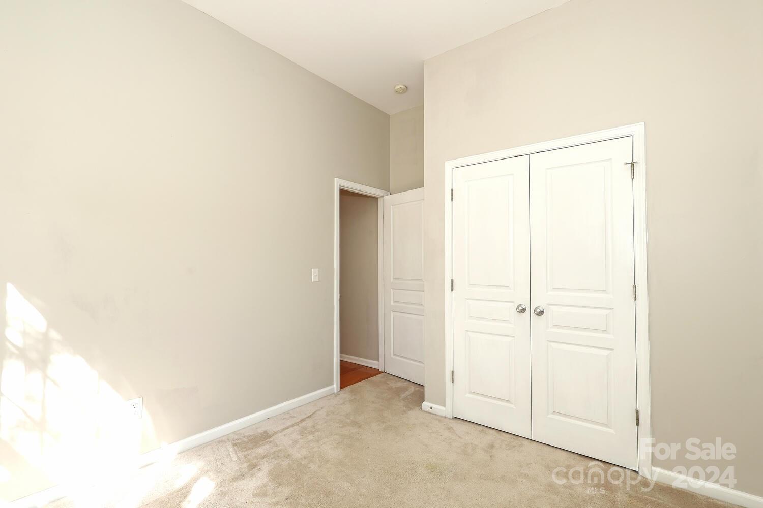 Ridge Pointe - Residential