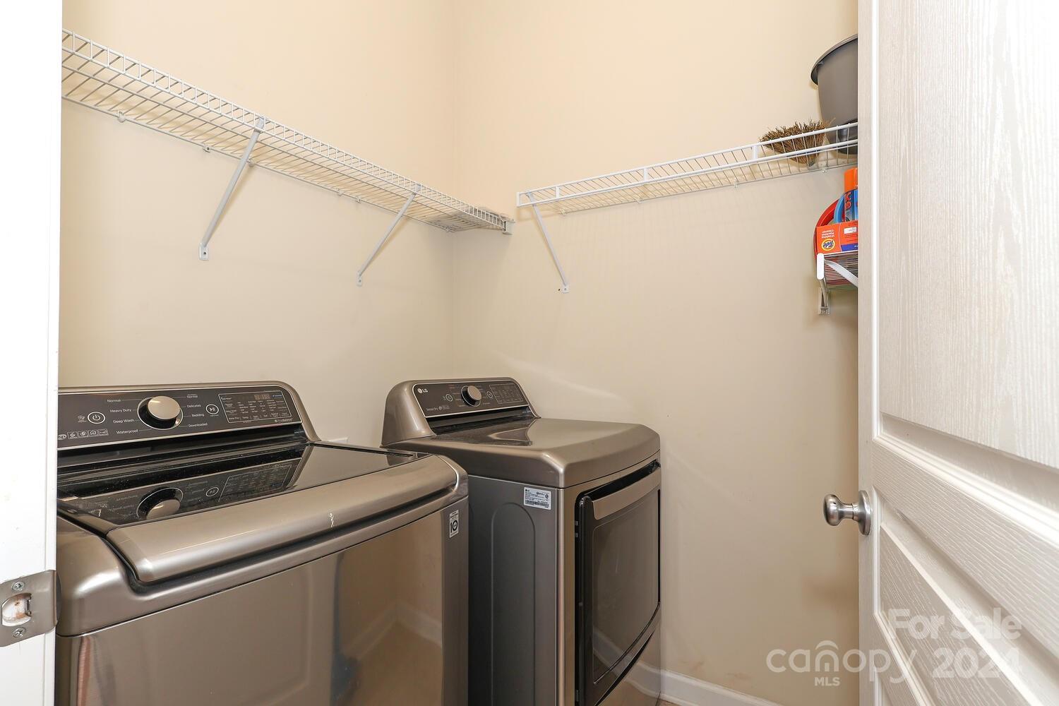 Ridge Pointe - Residential