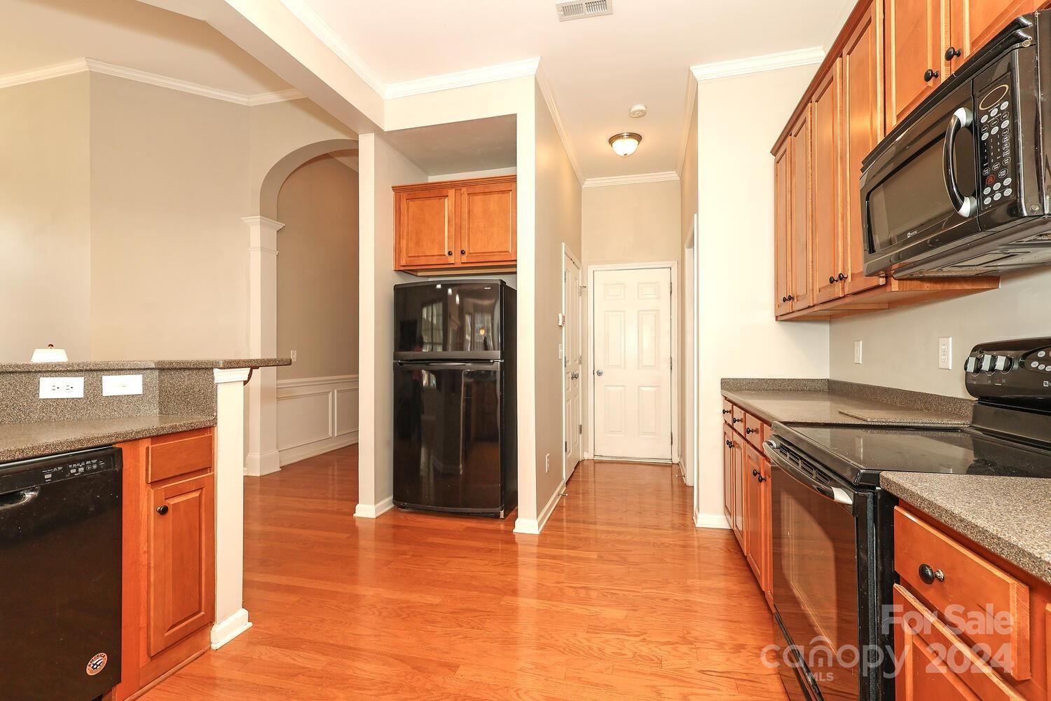 Ridge Pointe - Residential