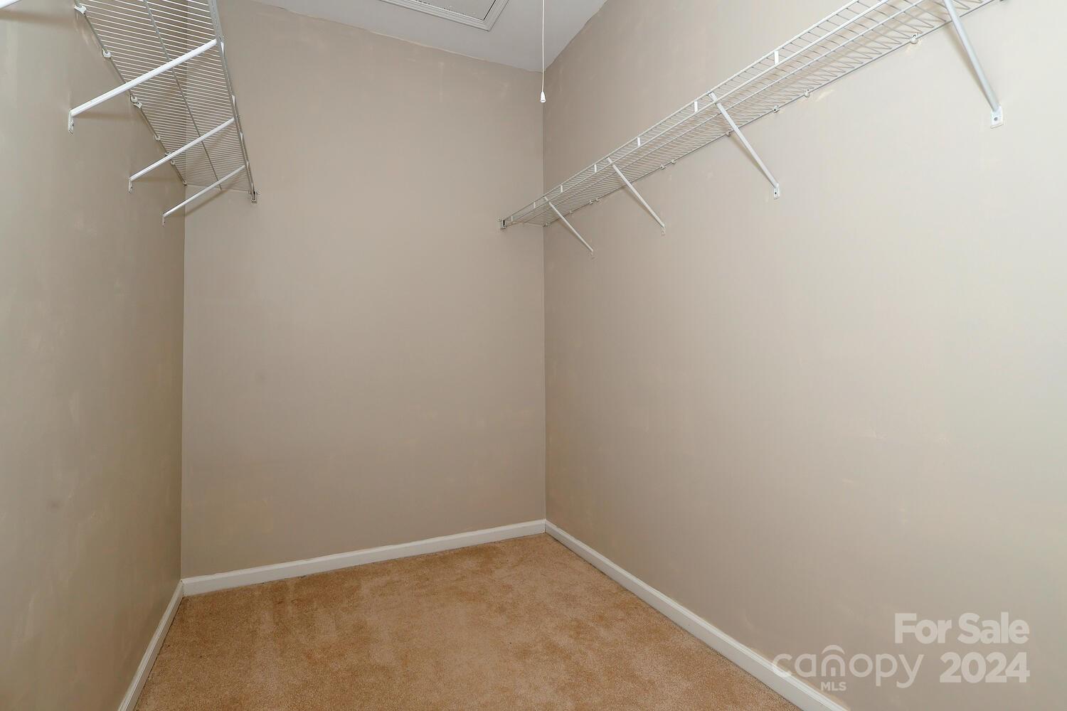 Ridge Pointe - Residential