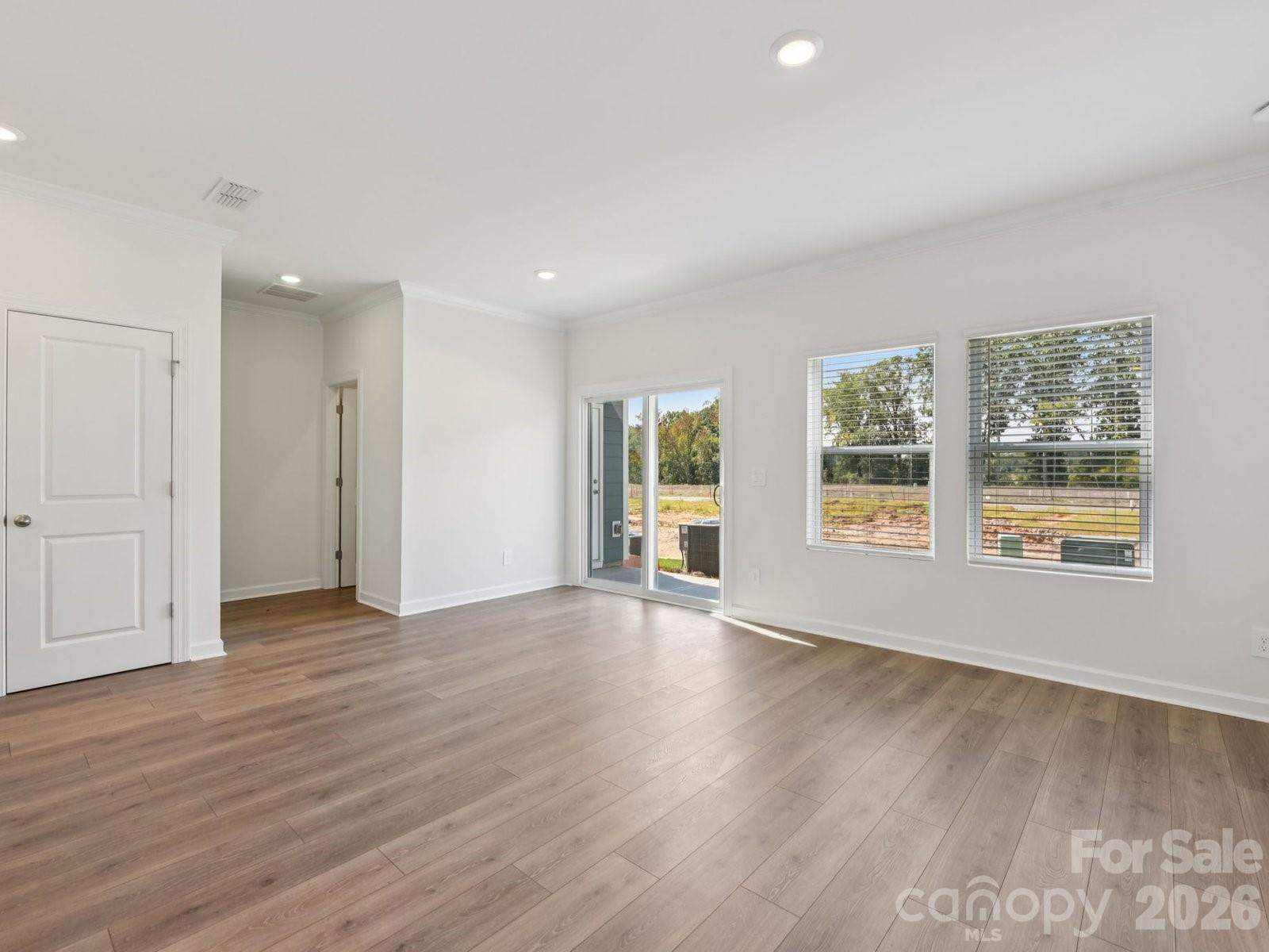488 Markridge Loop