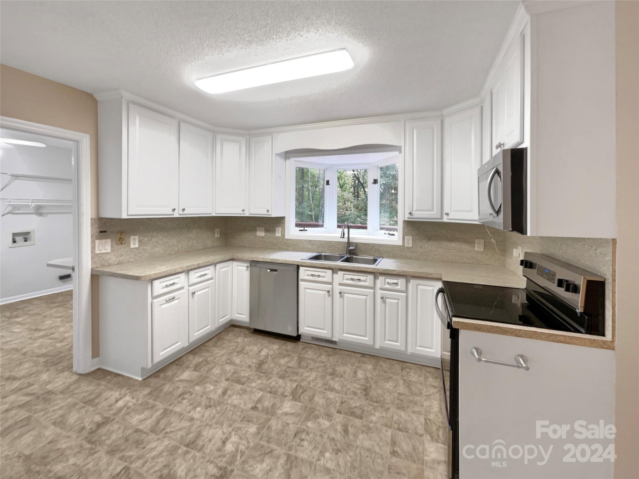 Farmwood Acres - Residential