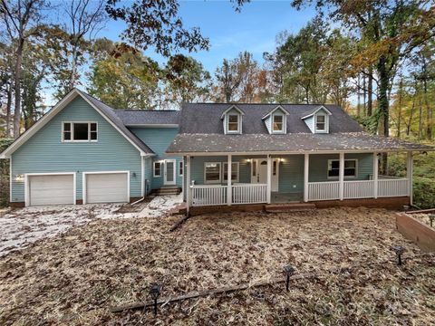 1259 Blacksnake Road Stanley NC 28164