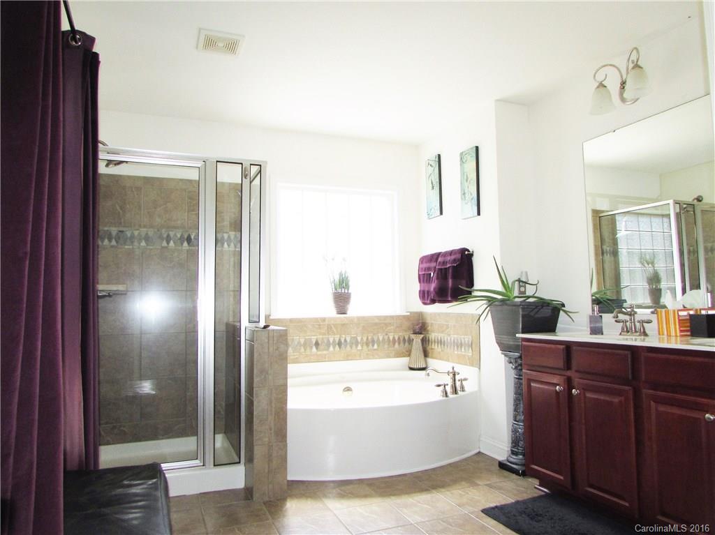 English Trails - Residential