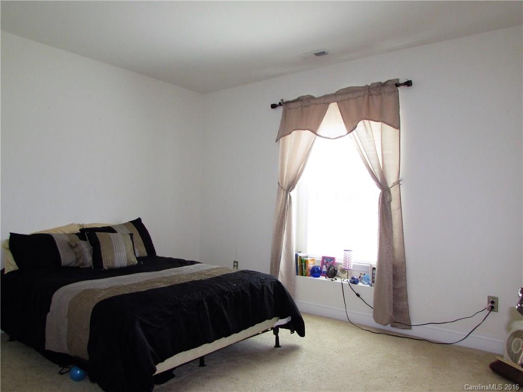 English Trails - Residential