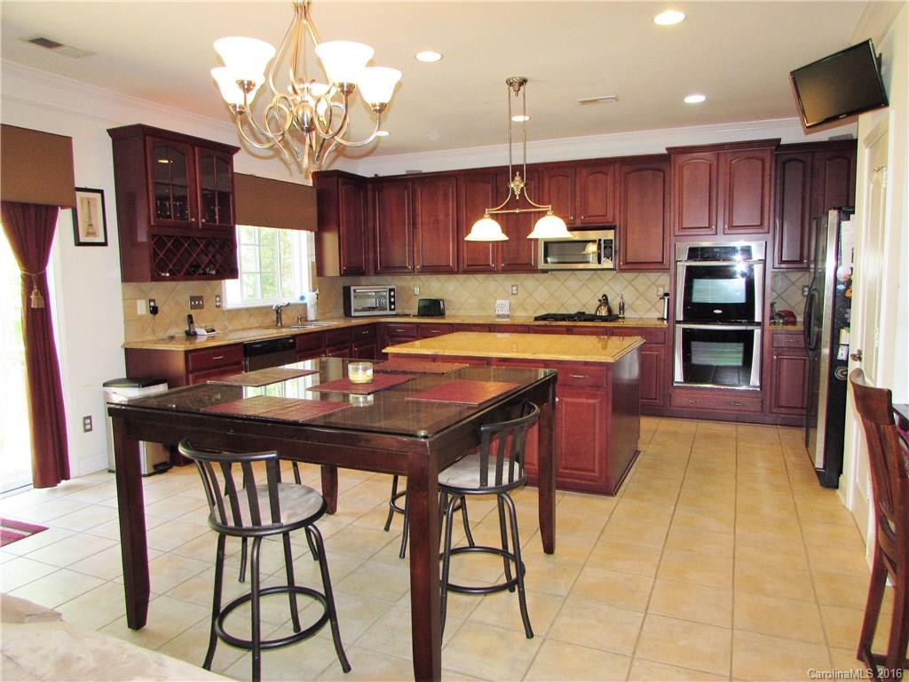 English Trails - Residential