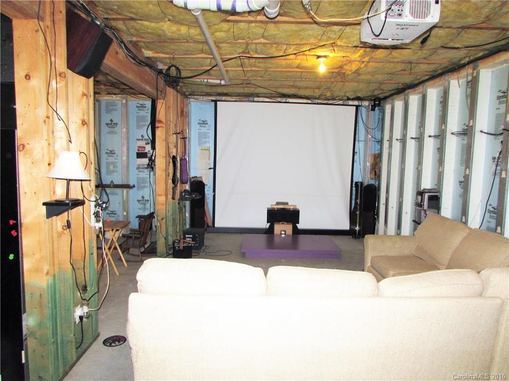 English Trails - Residential